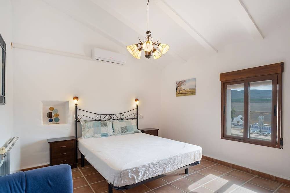 Foto 1 von 15: Zimmer 'Manzana' mit Bergblick, WLAN und Klimaanlage