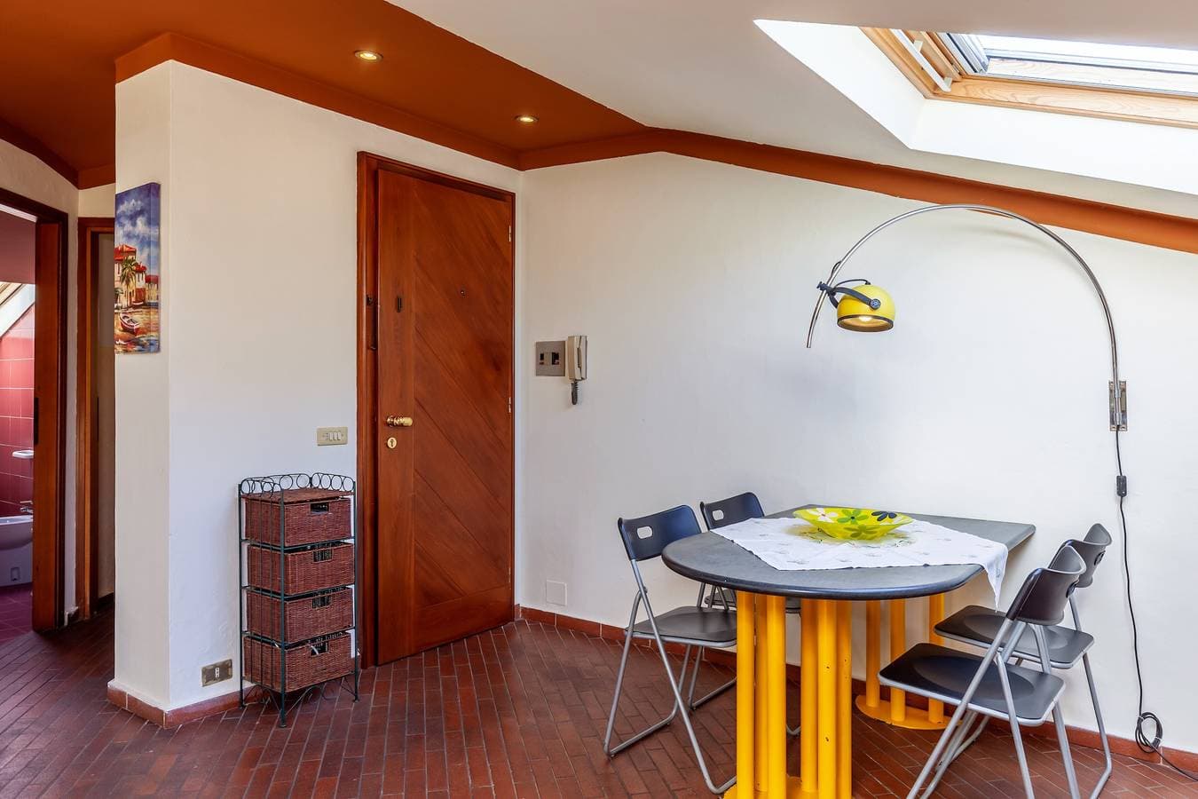 Foto 8 von 20: Ferienwohnung "Loft parallela Lungomare posto auto" mit A/C & Wi-Fi