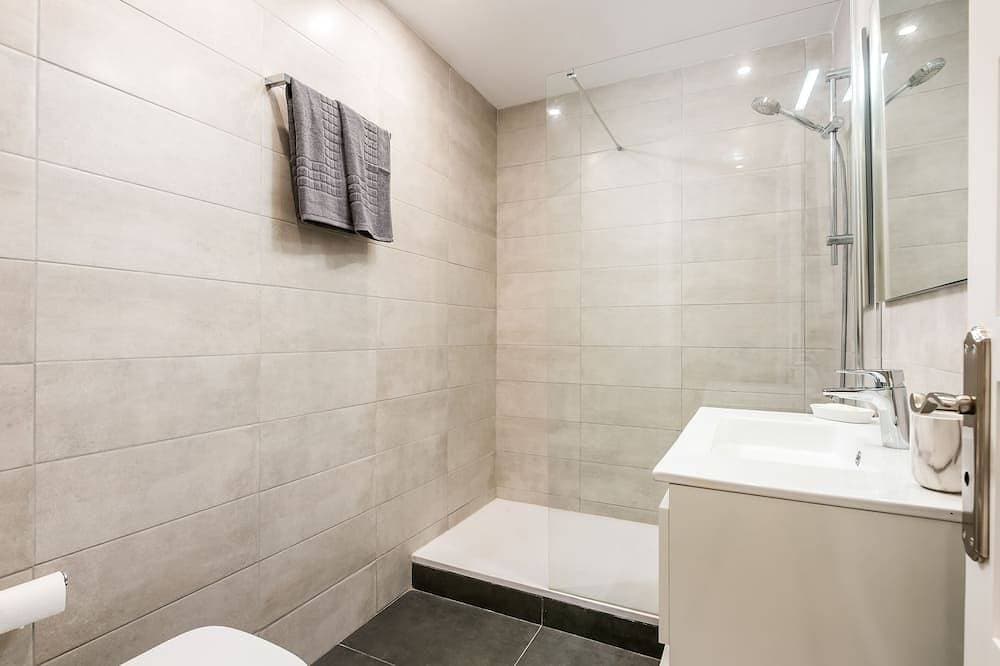 Foto 4 von 30: Apt. am Pool mit 1 Schlafzimmer und neuer Überarbeitung des Pools für über €100K