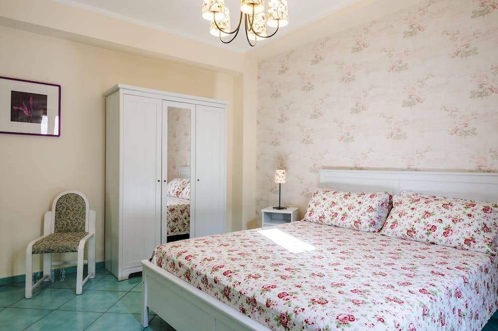 Foto 2 von 24: Villa in historic center with large garden, parking, air conditioning and WiFi