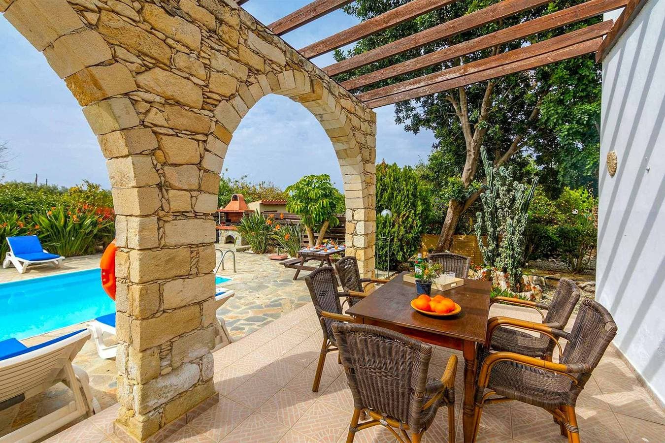 Foto 5 von 25: Villa für 6 Personen mit Garten