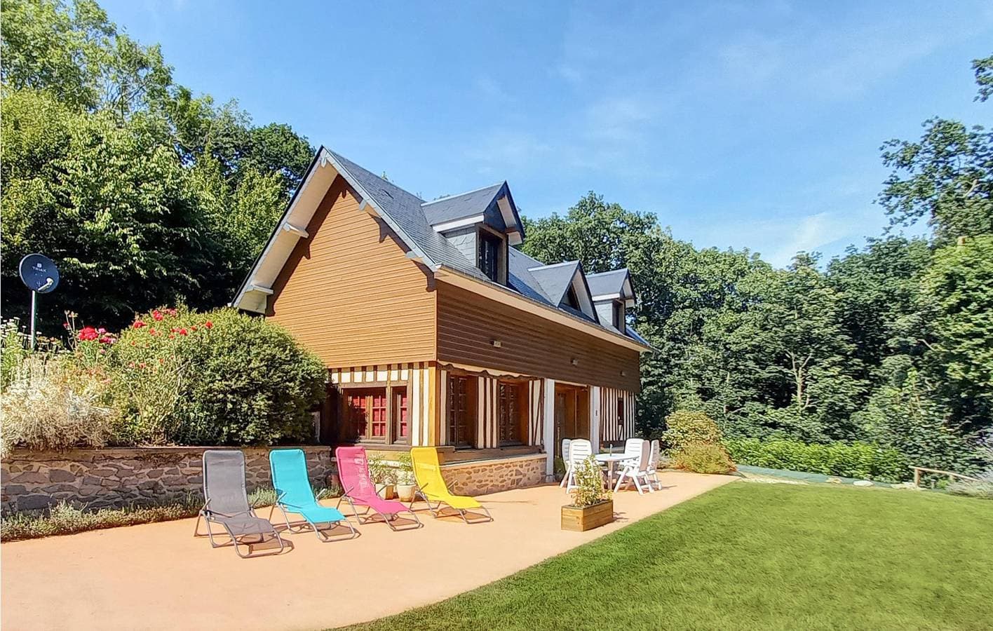 Foto 12 von 30: Gemütliche 90qm Vermietung mit Parkplatz, Garten & WiFi - nur 1km zum Strand!