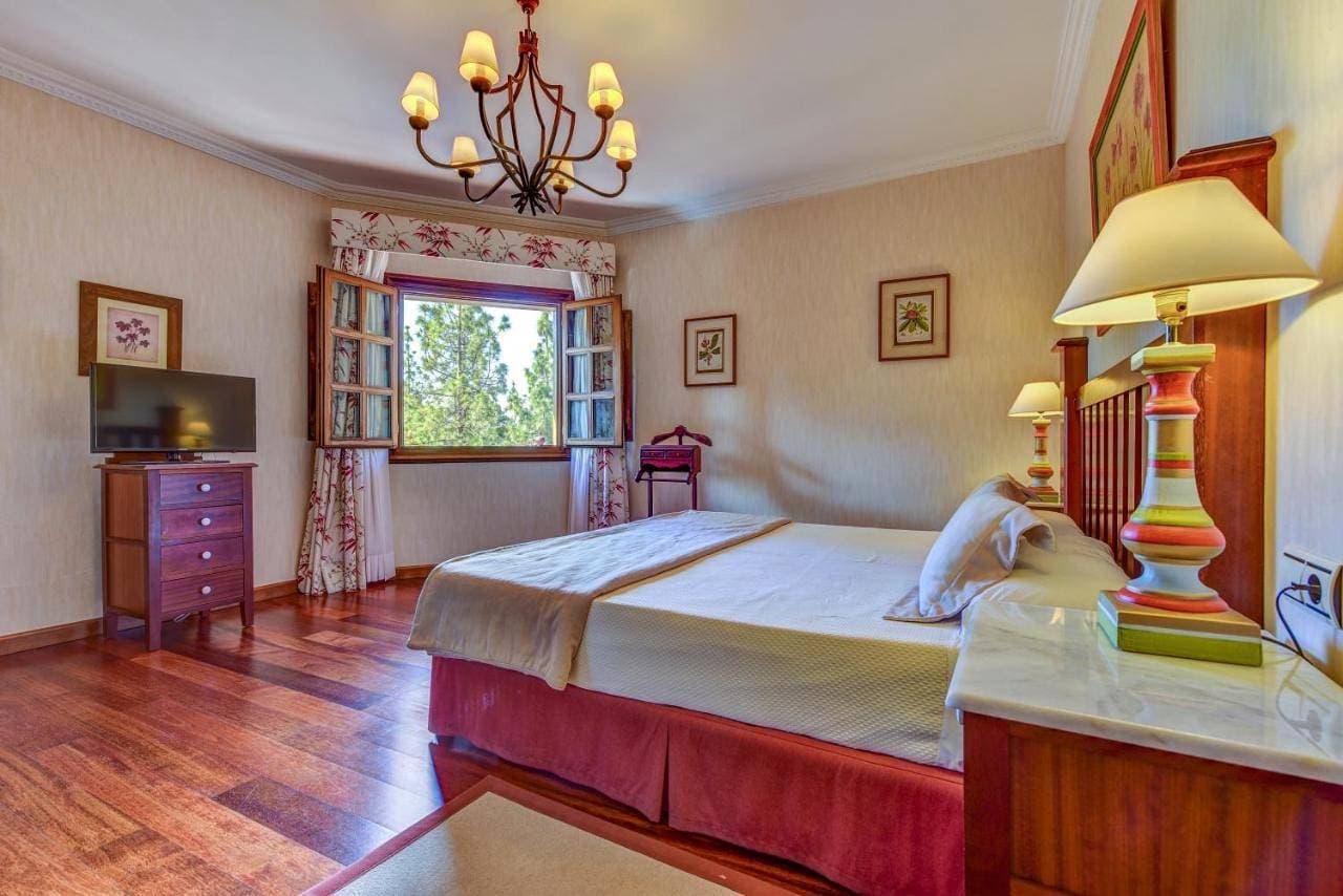 Foto 4 von 23: Attic Room with Garden View