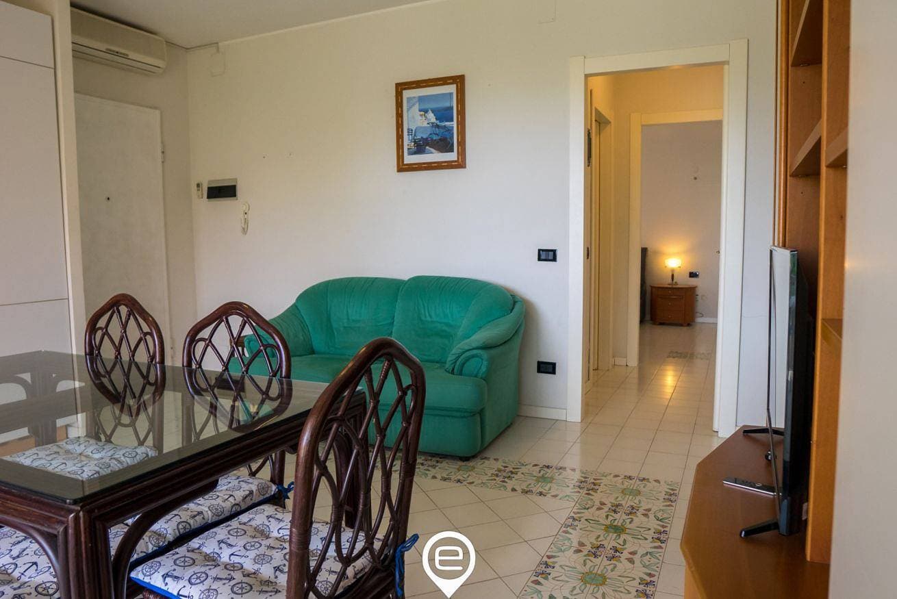 Foto 8 von 24: Ferienwohnung für 2 Personen mit Balkon/Terrasse
