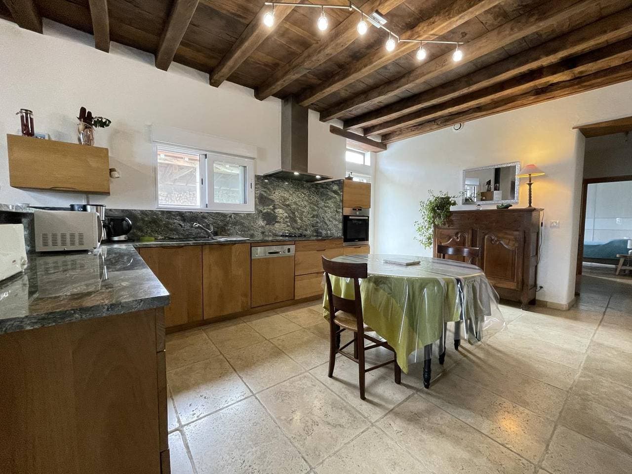 Foto 3 von 16: Belazkabieta