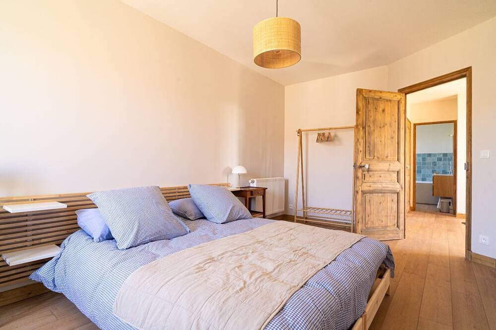 Foto 5 von 27: Large family home, completely renovated, between sea and countryside.