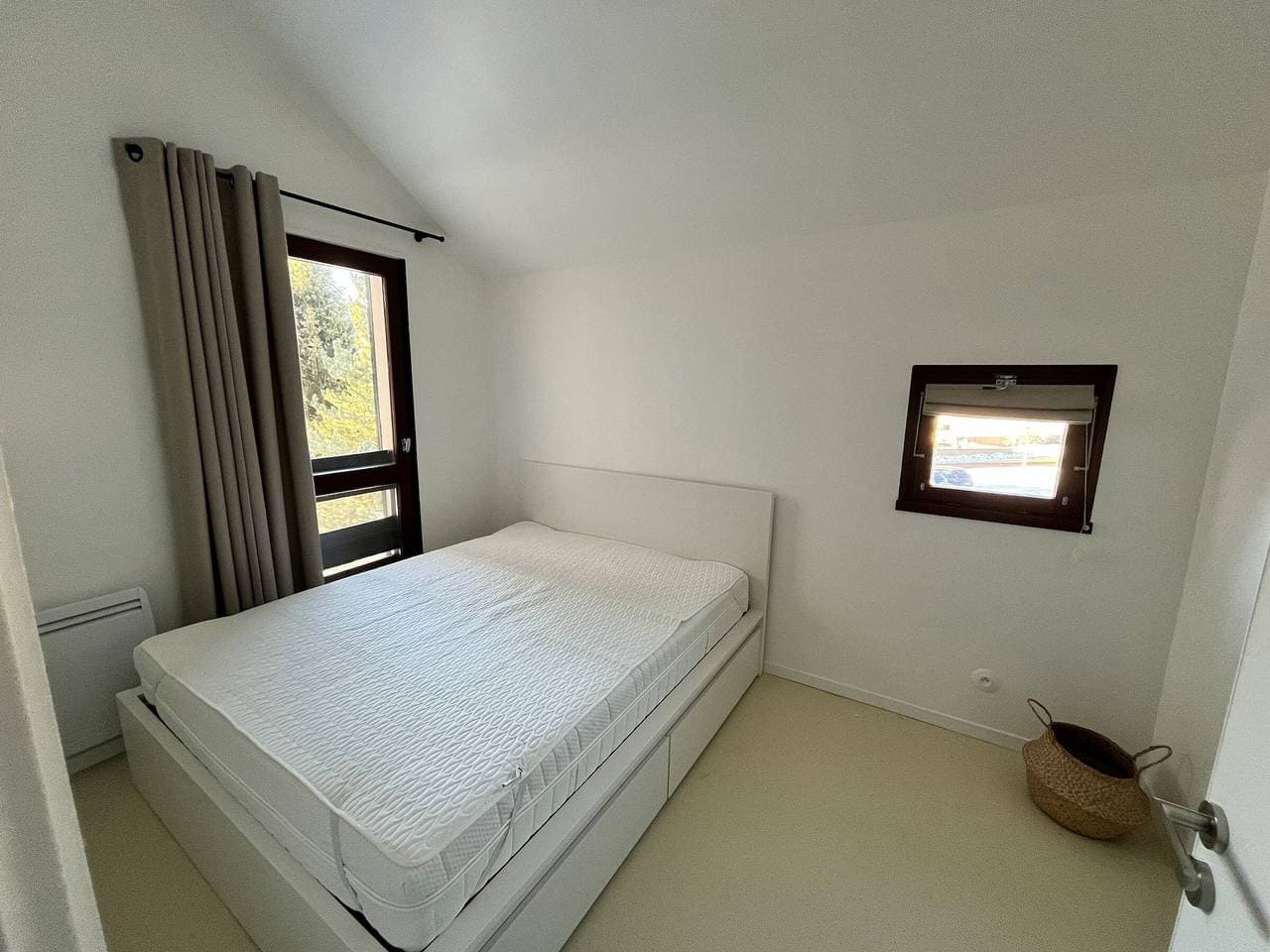 Foto 7 von 14: Helles Duplex in Autrans, 5 Pers, Parkplatz