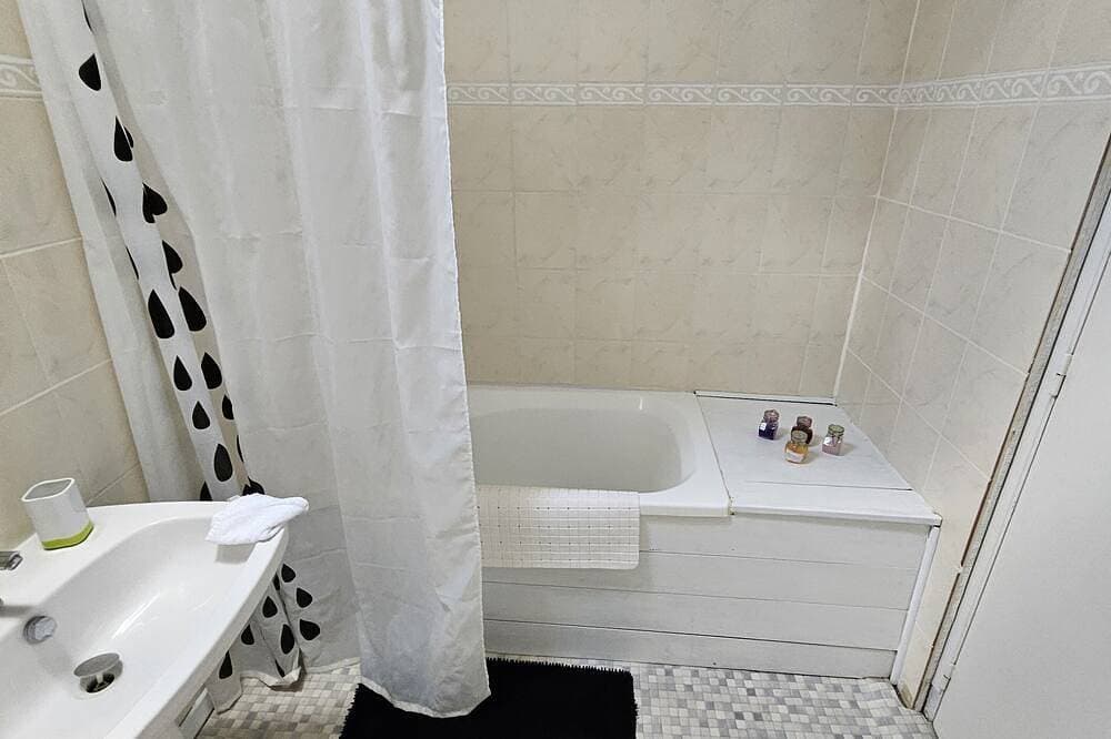 Foto 12 von 26: Family Friendly, pet Friendly, Relaxing, Swimming Pool, Play Area, Games Room