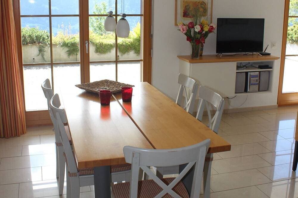 Foto 12 von 23: Alpen-Träumli - Exklusive Ferienwohnung  mit aussichtsreicher Sonnenterrasse