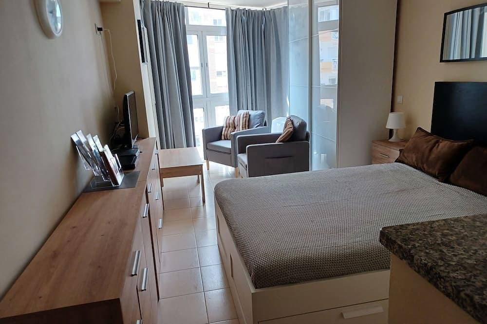 Foto 2 von 21: Modernisierte Studio-Apartment, 2 Personen. Zentral und nah an allem.