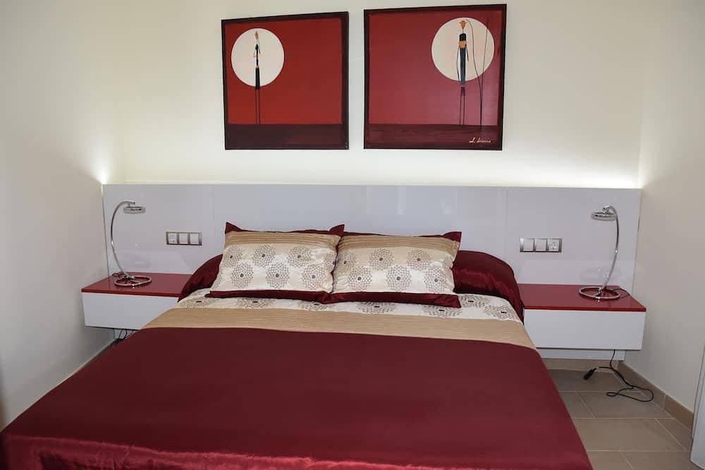 Foto 2 von 30: Apt. 1ºB \"Spectacular views of the sea and the marina of Puerto de Mogán\"