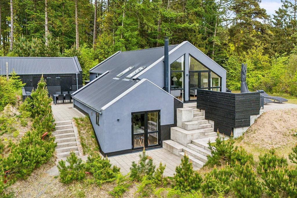 Einzigartiges Ferienhaus mit Aktivitätsraum, Spa und ideal für große Familien 1
