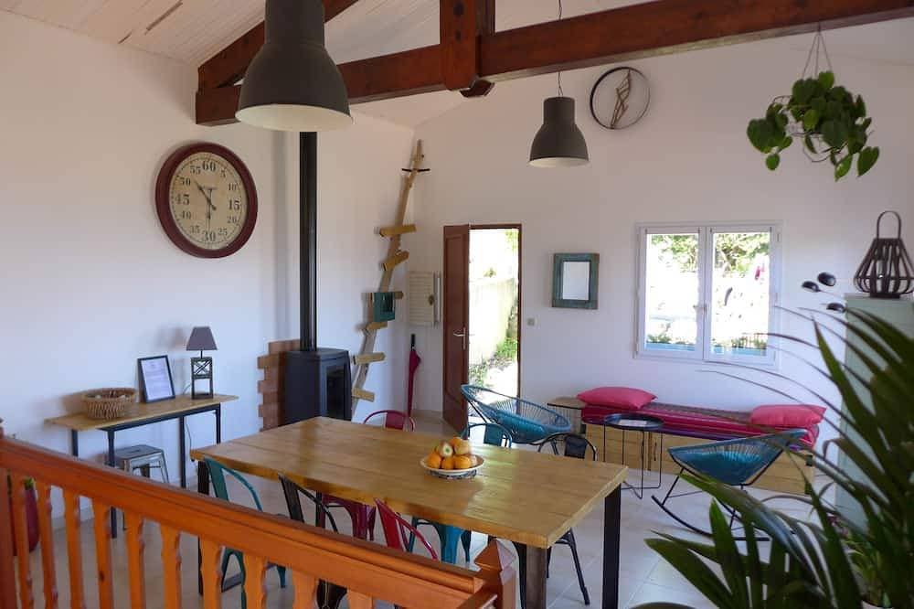 Foto 11 von 23: Panoramablick auf das Meer und die Berge, Freistehendes Dorfhaus,