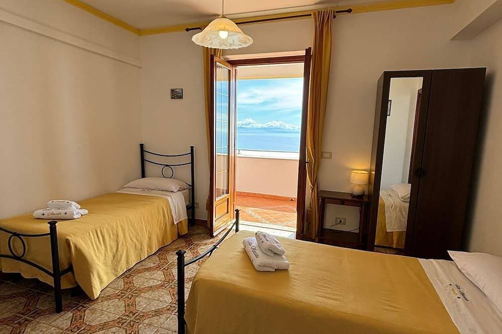 Foto 8 von 30: Villa Wohnung mit perfekten Blick auf Amalfi und das Meer
