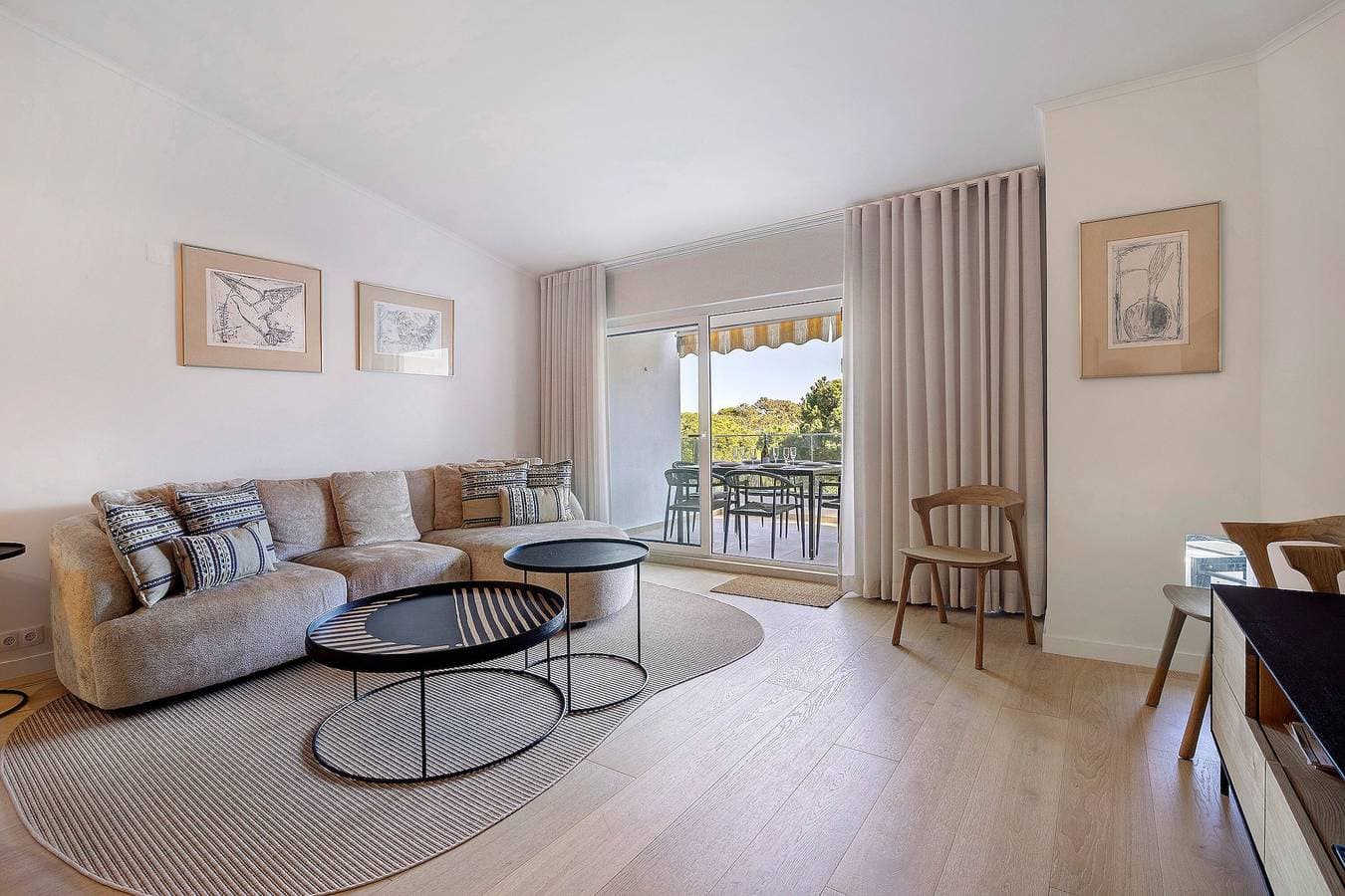 Foto 4 von 28: Geräumige Ferienwohnung „Dansk“ mit Pool, WLAN, Klimaanlage & Balkon; Parkplatz vorhanden