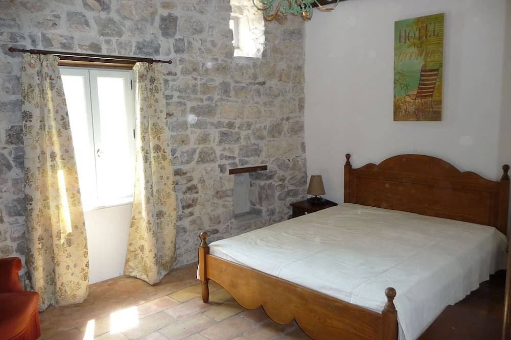 Foto 2 von 23: Le Mas des Bignones – Provenzalisches Landhaus mit Pool, Garten, Ardèche