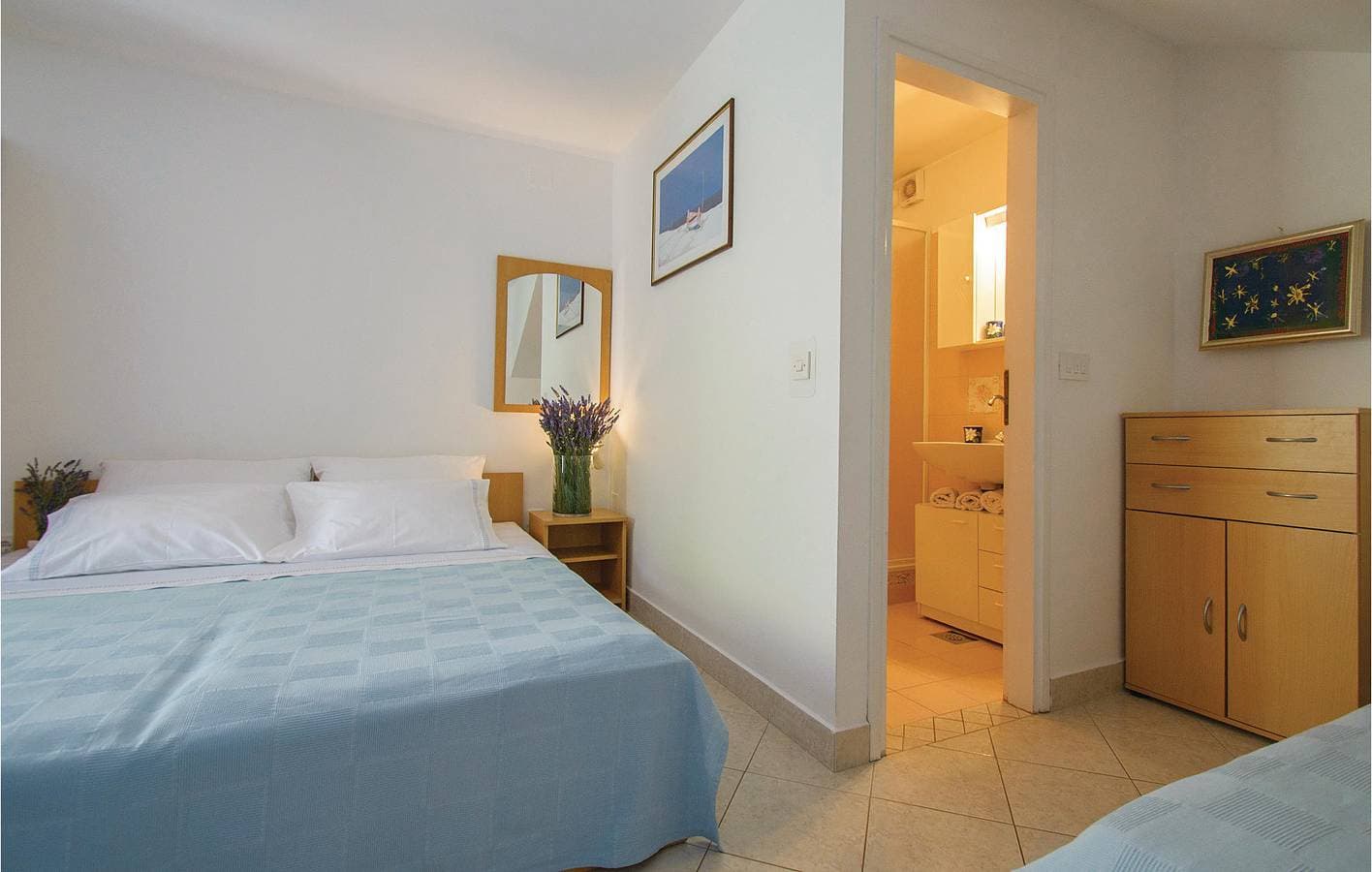 Foto 8 von 19: Gemütliche Wohnung mit Terrasse, Parkplatz und WLAN – 400 m zum Strand