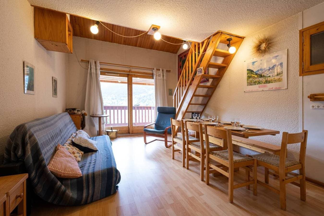 Foto 2 von 22: Ferienwohnung für 8 Personen mit Balkon