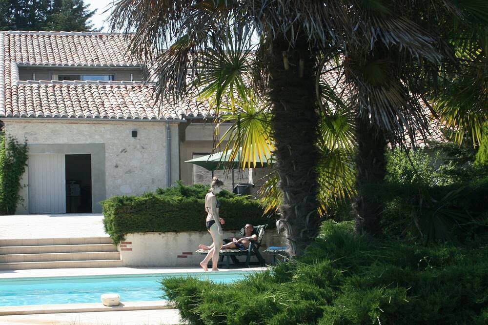Accessible Gites mit Pool in Gartenanlage aus dem 13. Jahrhundert Französisch Manoir 1