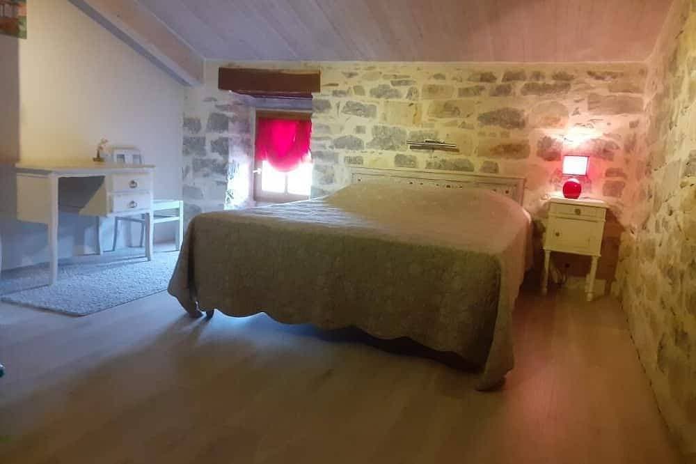 Foto 2 von 21: Gîte *** la Fenière 70m², 4 pers, 2 bedrooms, nature, charm, heated pool