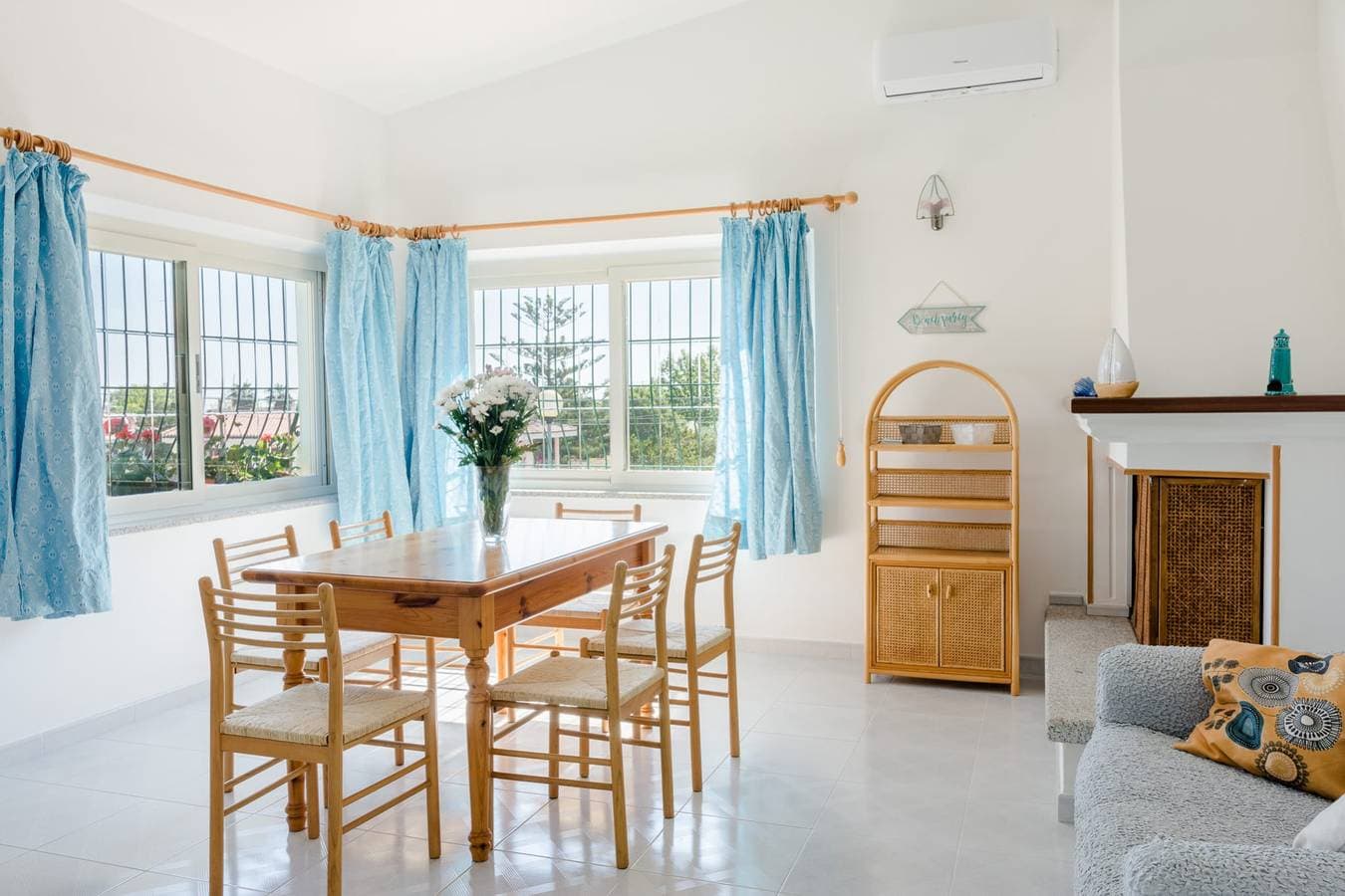 Casa Antonia: BBQ & Parking 1