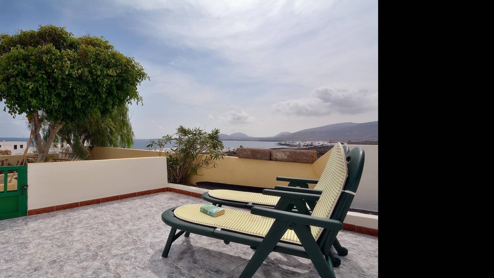 Ferienwohnung Lapa mit Meerblick Punta Mujeres 1