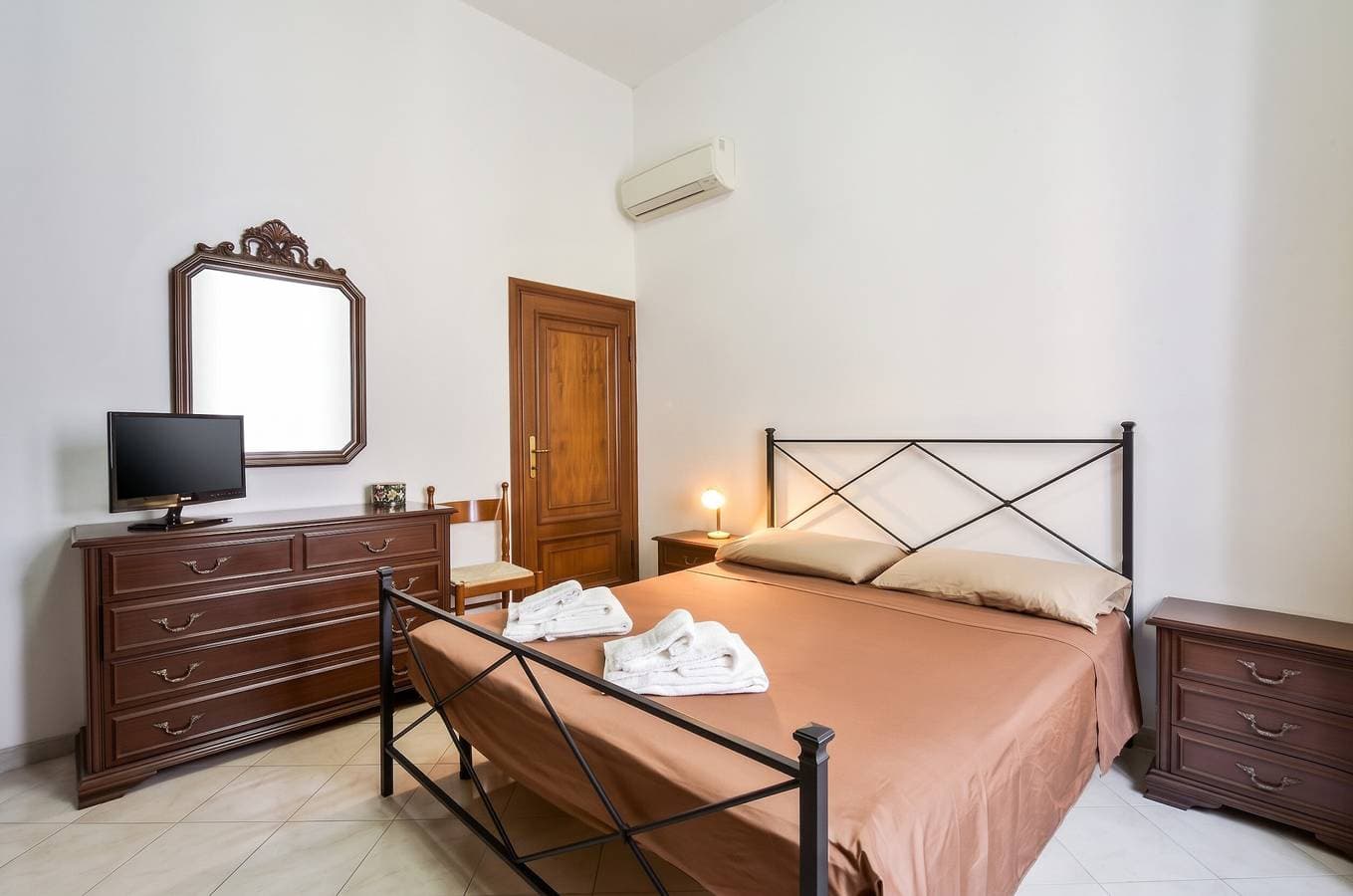 Foto 6 von 39: Wohnung mit Balkon in Porto Santo Stefano 89 m² Meerblick