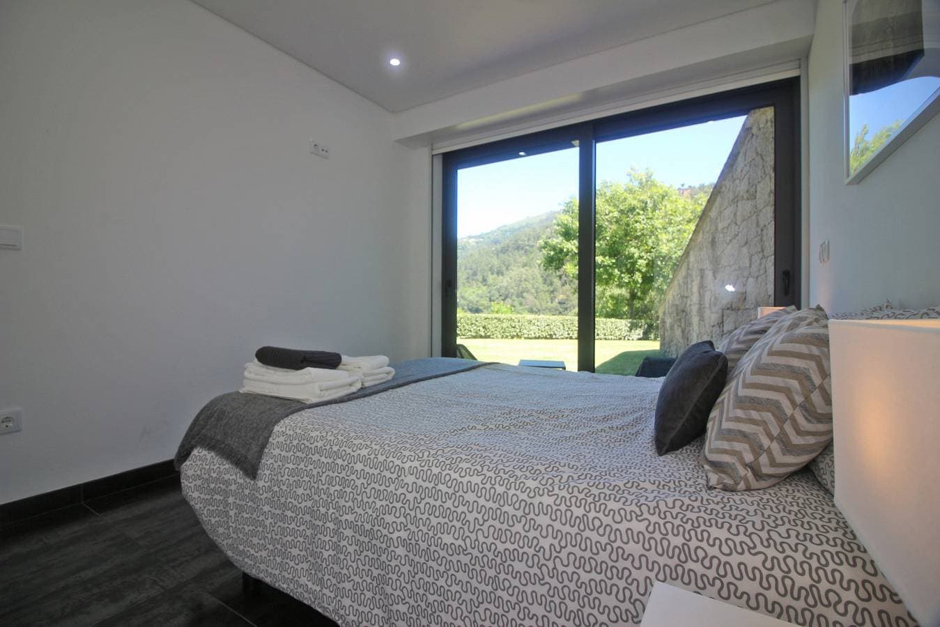 Foto 9 von 16: Apartamento Corço - Casas Barca do Rio - Gerês