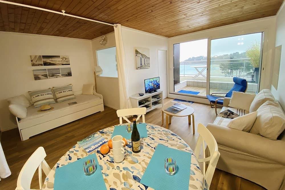Foto 5 von 23: Apartment / sea view / beach 100m / private parking.