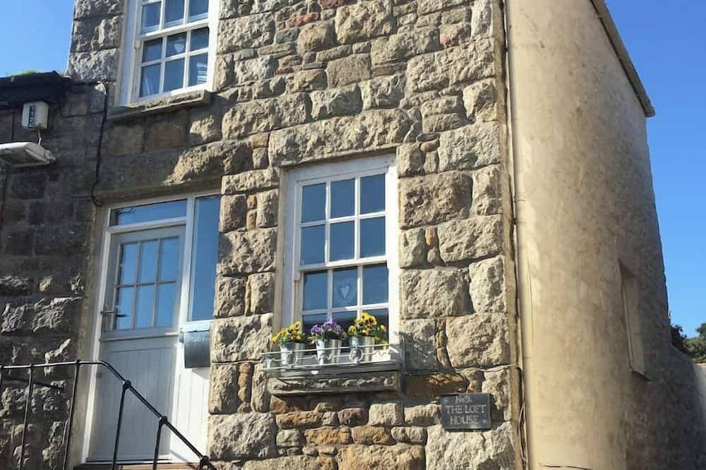 Foto 11 von 30: The Loft House - a beautiful 3 storey cottage