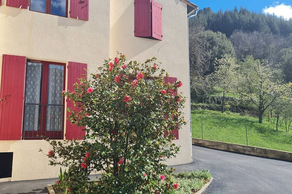 Foto 10 von 13: 4-star gîte in the heart of the Monts d'Ardèche Regional Nature Park