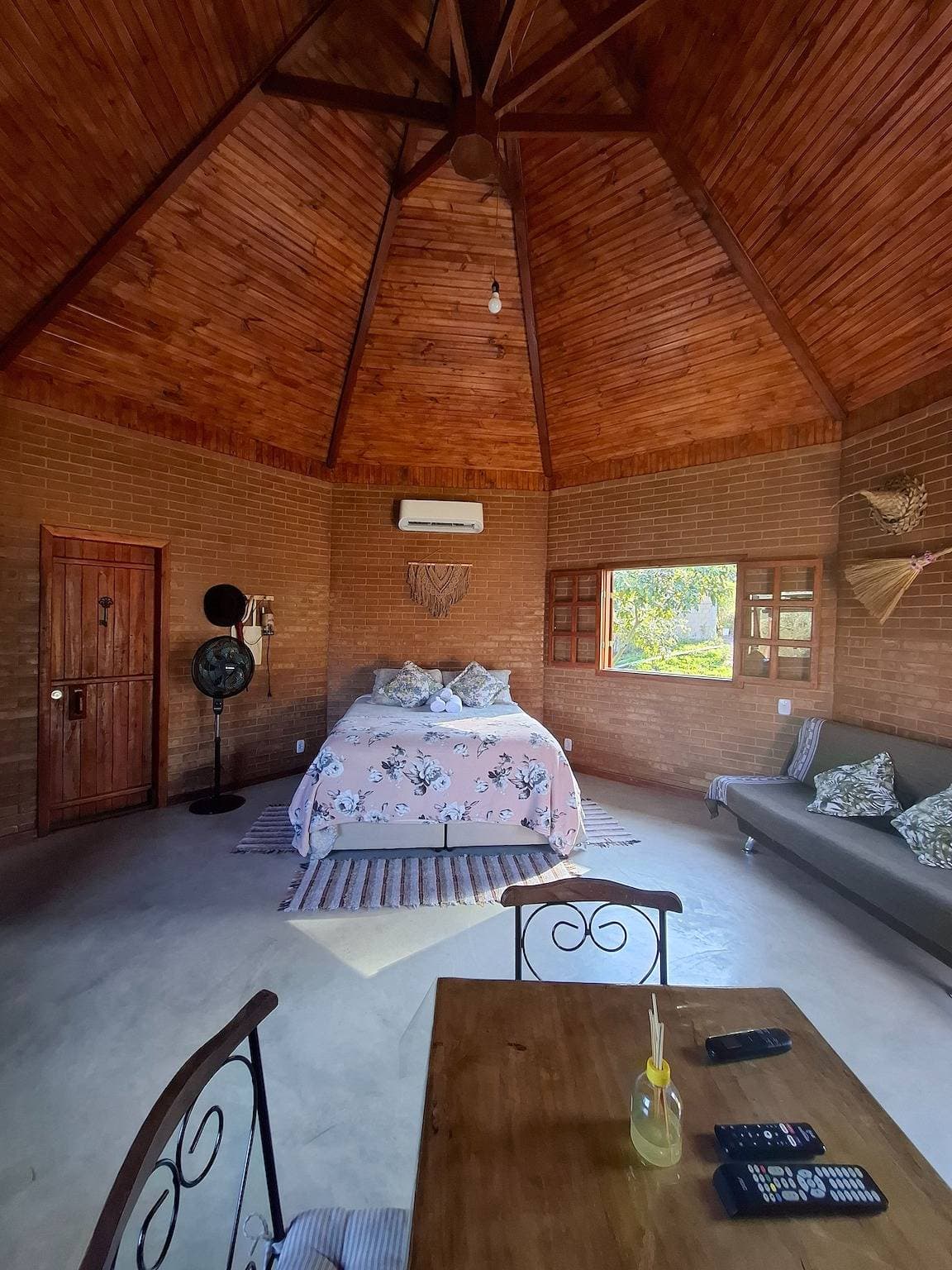 Foto 3 von 33: Unterkunft in der Casa Do Chapéu Caparaó – Cabana Estrela