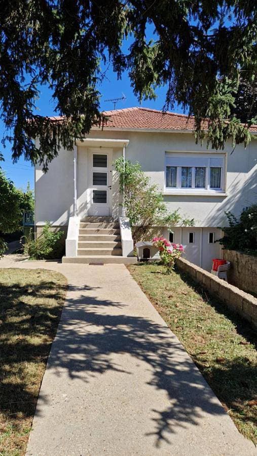 Maison 2 chambres avec jardin clos 1