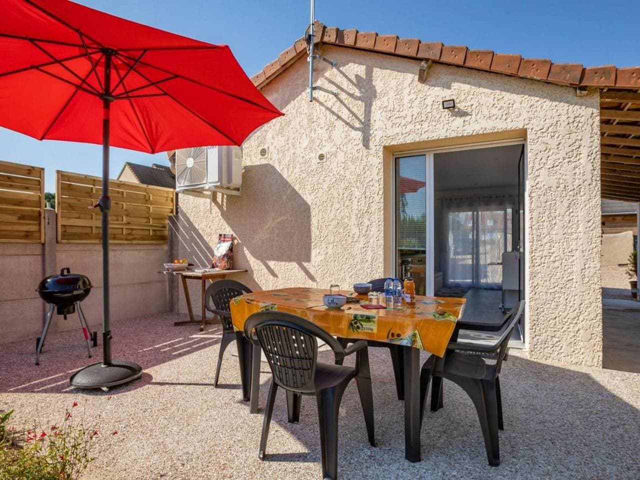 Foto 5 von 17: Gemütliches Studio in der Normandie mit Terrasse, Klimaanlage, Parkplatz und Haustiere erlaubt