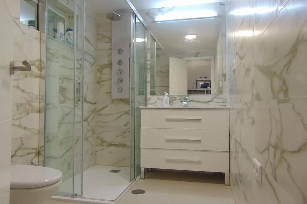Foto 9 von 30: Neu !! 2 min Strand. WIFI 2 v.Chr 2 schlafzimmer 3 Pools. Große Terrasse, Garten