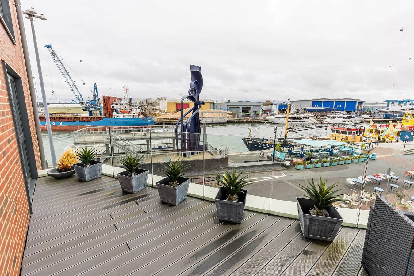 Foto 11 von 38: Harbour Edge - With Front-Line Harbour Views