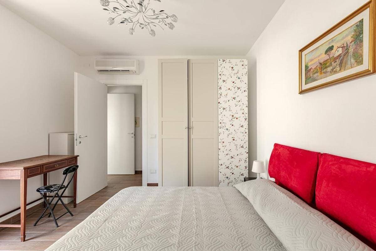 Foto 5 von 30: Two-Bedroom Apartment