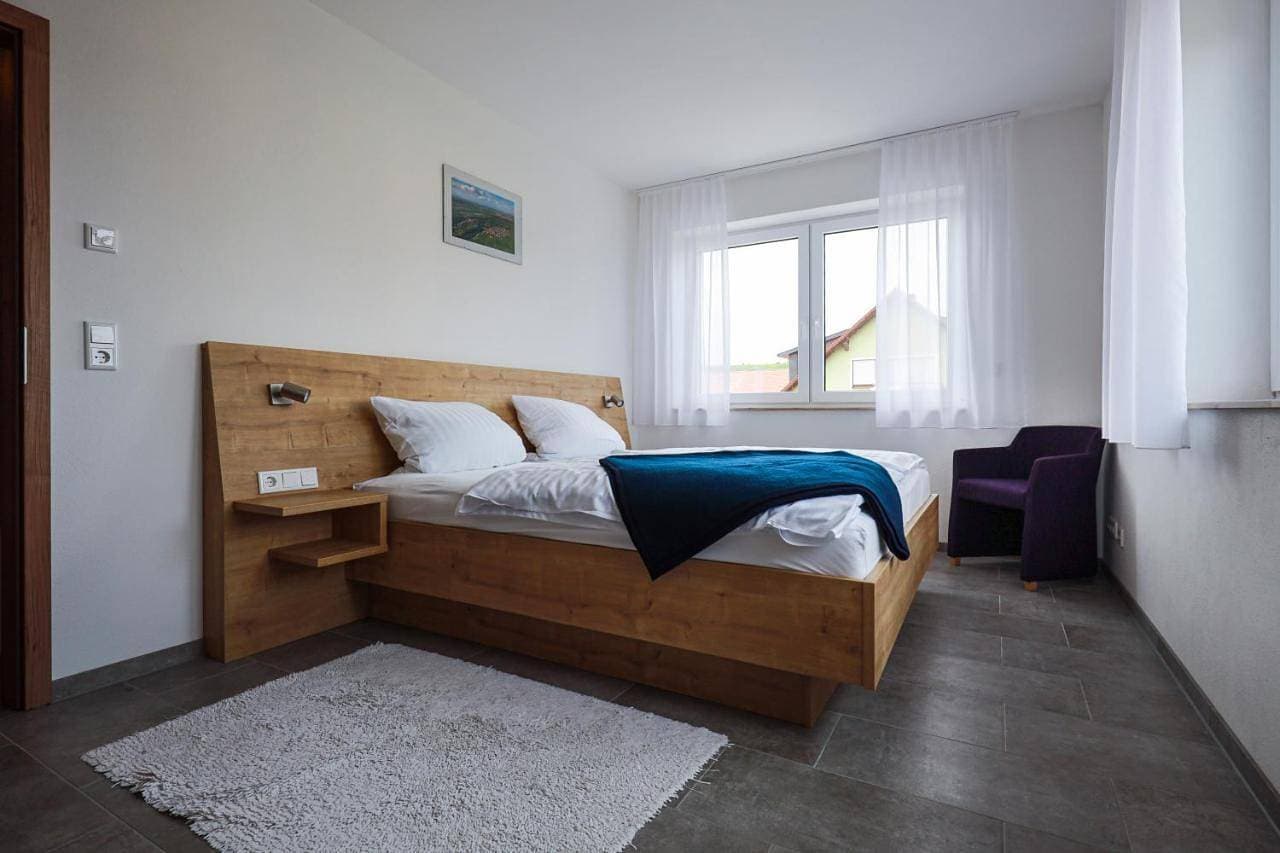 Ferienwohnung Volkacher Str.10 1