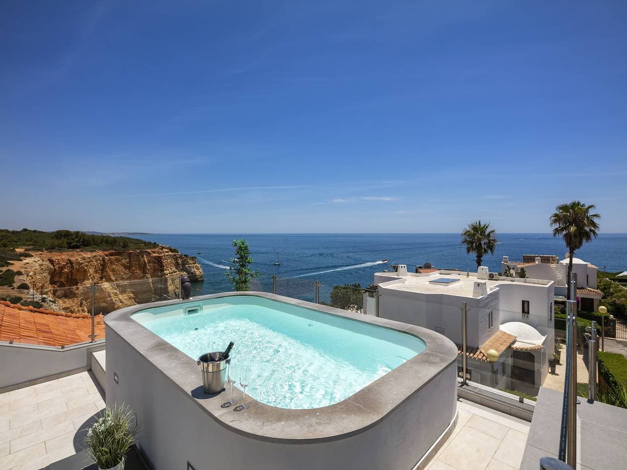 Foto 9 von 39: Apartment mit Blick auf den Strand Benagil