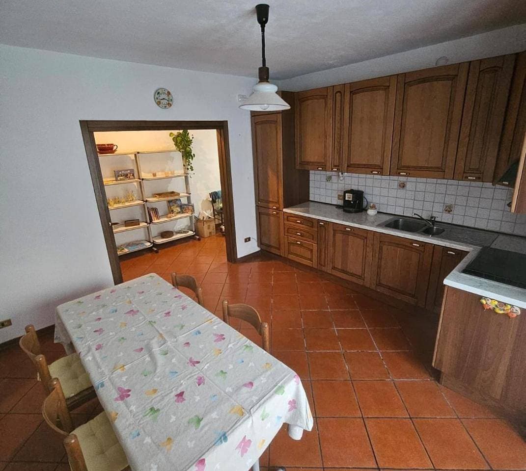 Foto 6 von 22: Three-Bedroom House