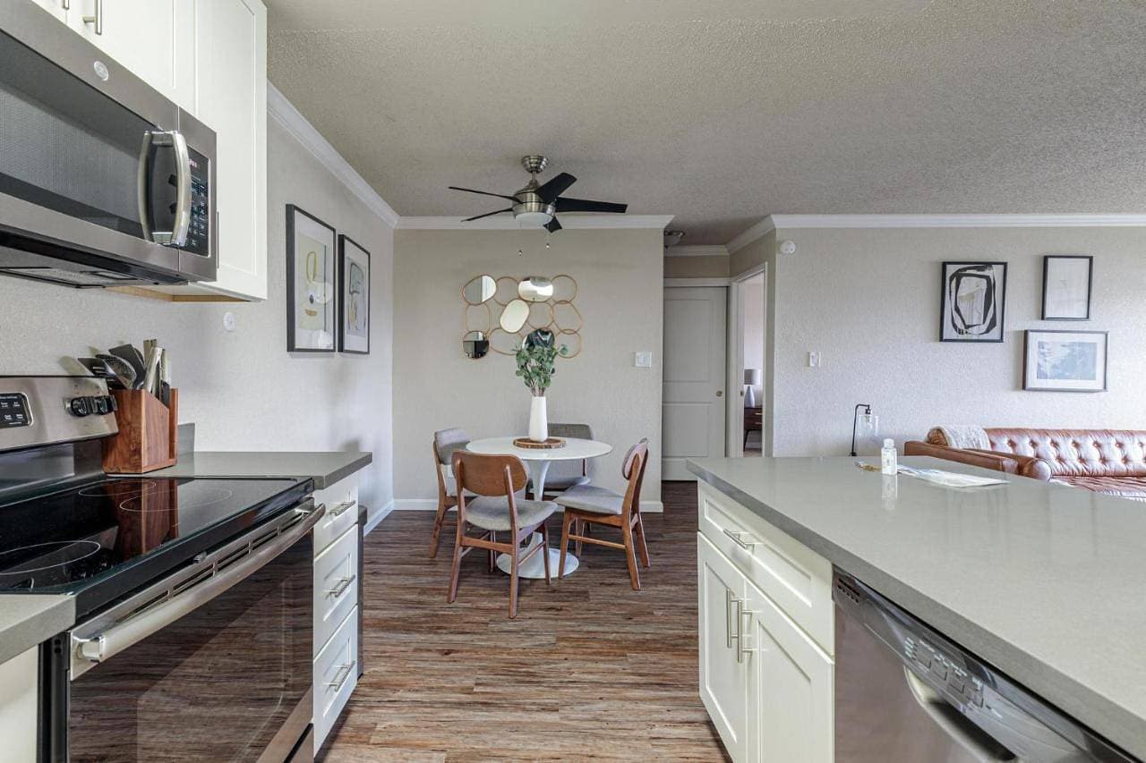 Foto 4 von 20: Pet-Friendly 1Br Apartment in Alameda + Parking