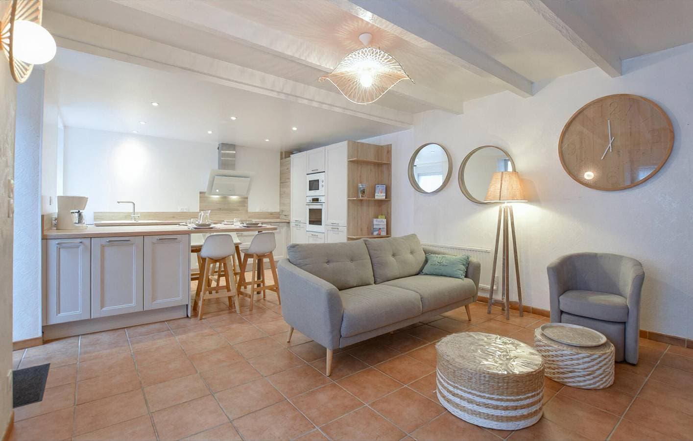 Foto 3 von 24: Gemütliche Wohnung – WLAN, TV, Küche, Parkplatz – in Strand- und Restaurantnähe