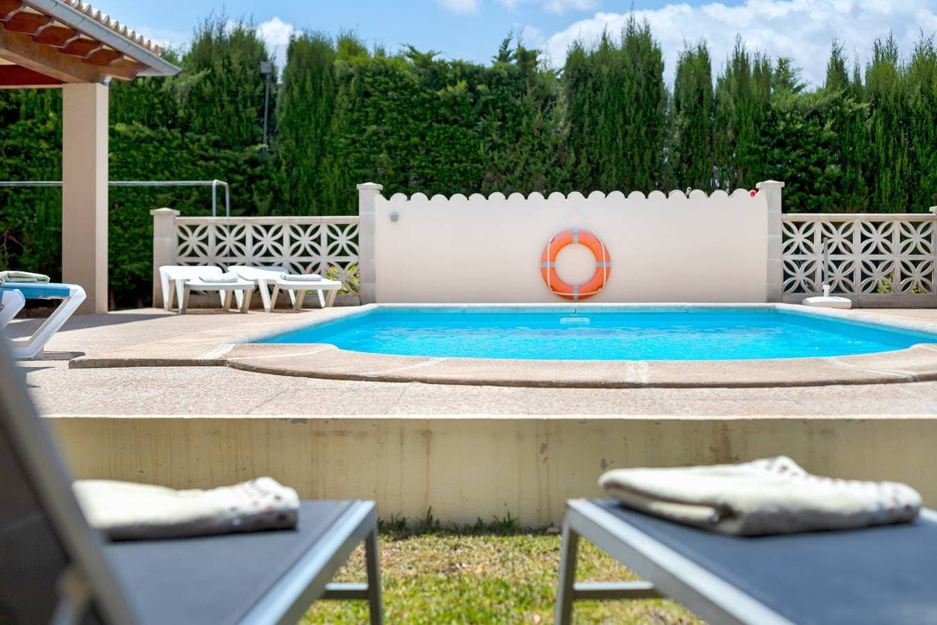 Foto 2 von 30: Villa "Can Antich" mit Bergblick, Pool, WLAN, Garten und Terrasse