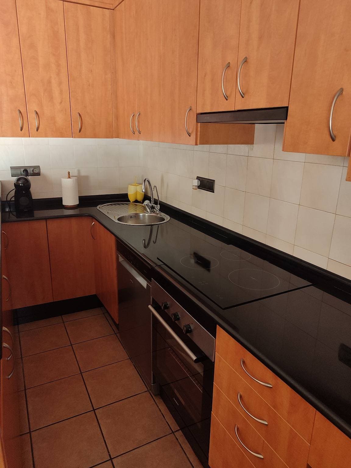 Foto 3 von 30: Beach Rúbe Apartment, 4 Min. zum Strand, privater Garten, WLAN & Klimaanlage