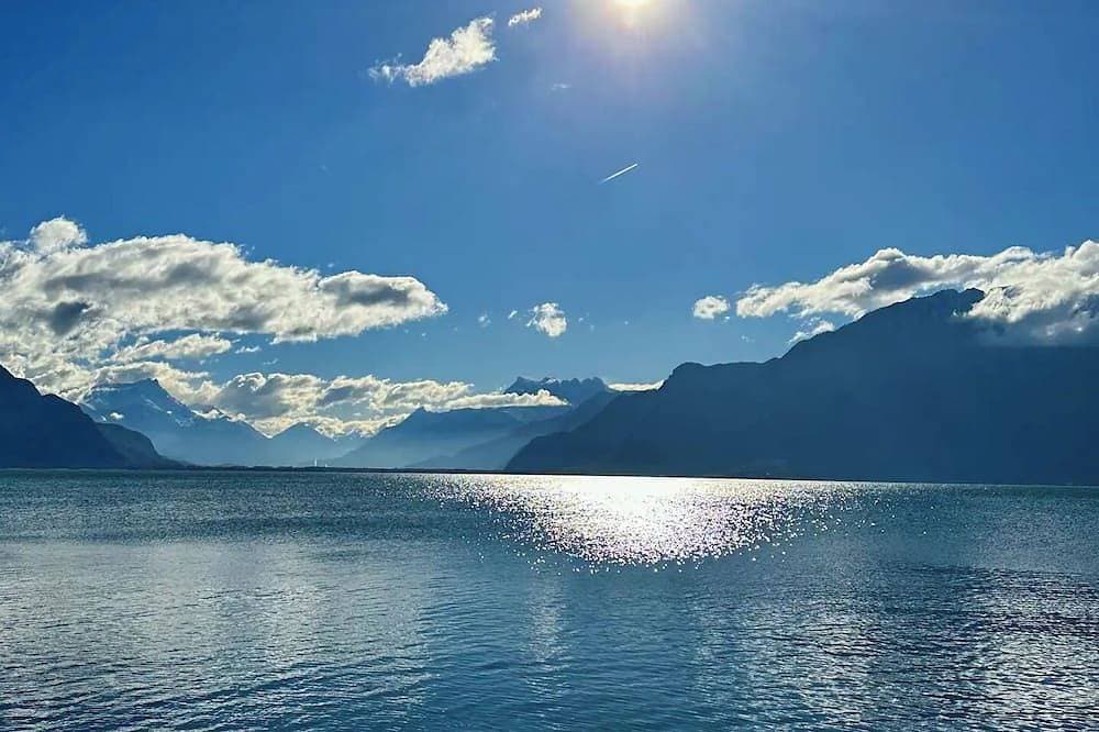 Foto 9 von 10: Chambre, Salle de Bain et Toilettes Privatifs Dans Appartement à 2 pas du lac