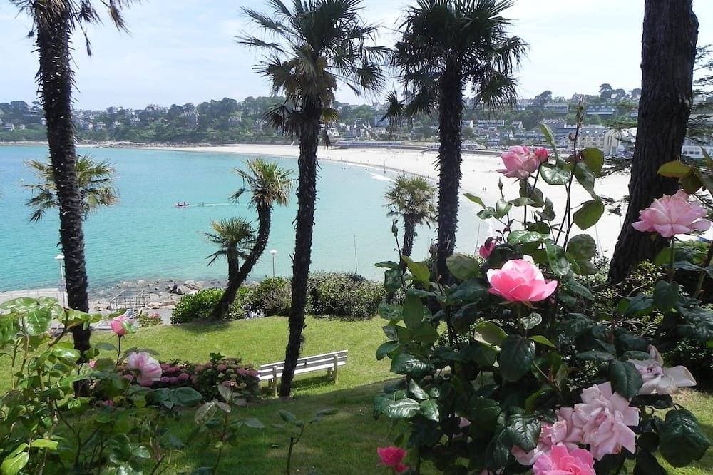 Foto 12 von 30: ** Herrlicher Meerblick ** in einer 4-Zimmer-Komfortwohnung, direkter Zugang zum Strand, Park, WLAN