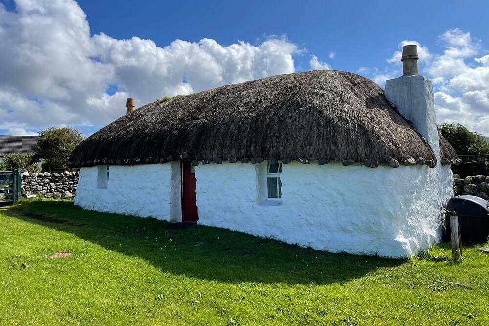 Beaton'S Croft House - Uig Skye, romantic, with open fire in Uig 1