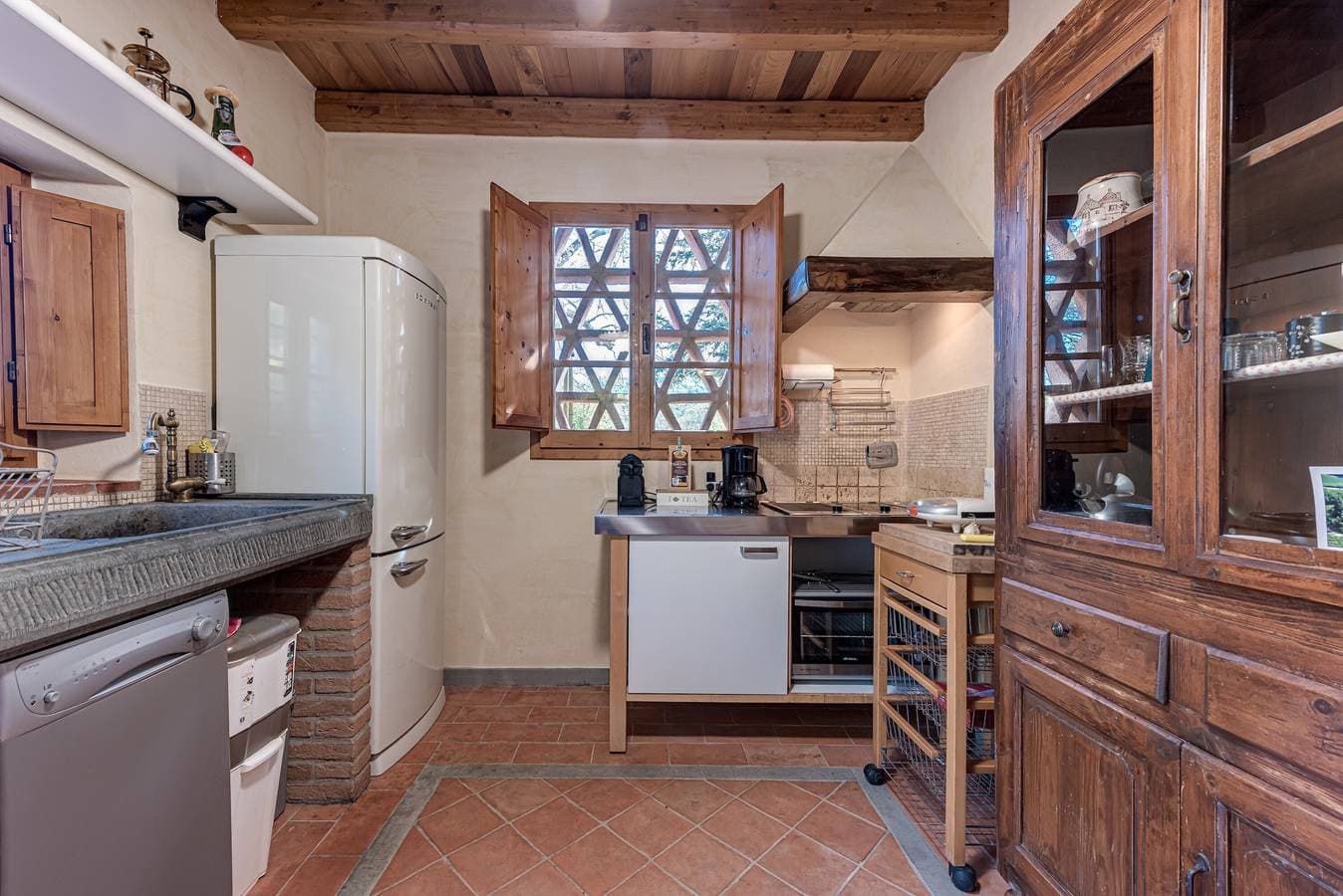 Foto 10 von 28: Ferienhaus 'Sweet Vallet' mit Gemeinschaftspool, privater Terrasse und WLAN