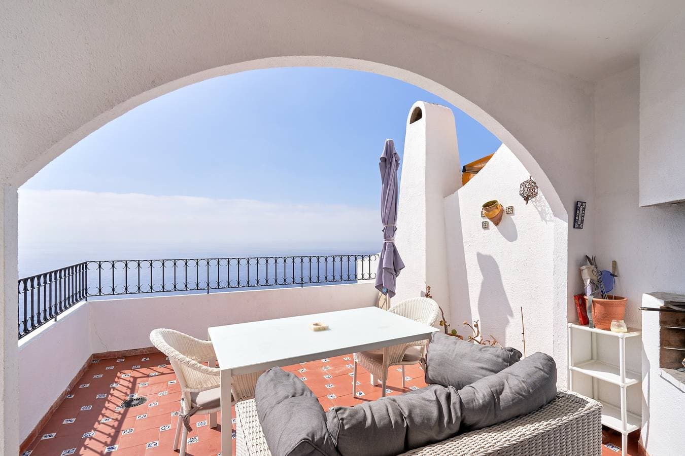 Foto 2 von 31: Ferienwohnung 'Atalaya' mit Meerblick, WLAN und Klimaanlage