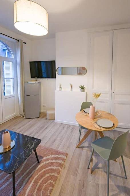 Foto 6 von 17: Studio with Sofa Bed